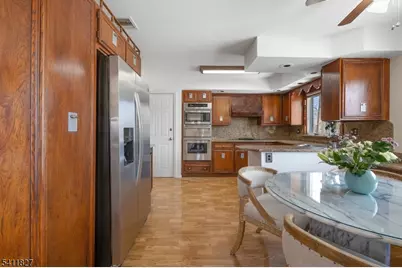 373 Upland Rd, Mountainside, NJ 07092 - Photo 10