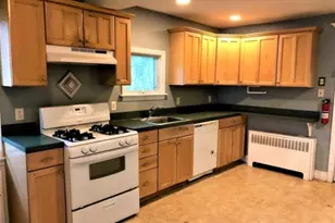 89 Linden St, Bridgewater, NJ 08807 - Photo 2