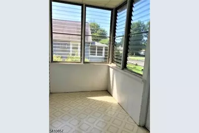 89 Linden St, Bridgewater, NJ 08807 - Photo 10
