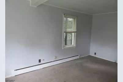 89 Linden St, Bridgewater, NJ 08807 - Photo 8