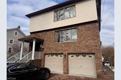 567 Kingsland Ave, Lyndhurst Township, NJ 07071 - Photo 2