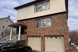 567 Kingsland Ave, Lyndhurst Township, NJ 07071 - Photo 2