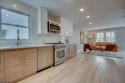 81 Mission St #1, Montclair, NJ 07042 - Photo 4