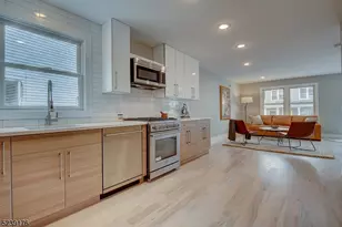 81 Mission St, Montclair, NJ 07042 - Photo 4