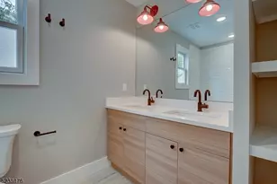 81 Mission St, Montclair, NJ 07042 - Photo 10