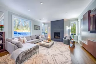 15 Olde Greenhouse Ln, Madison, NJ 07940 - Photo 2