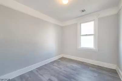 51 Maple St, Garfield, NJ 07026 - Photo 10