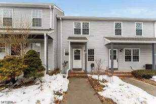 16 Hancock Ct, Raritan Township, NJ 08822 - Photo 1