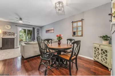 16 Hancock Ct, Raritan Township, NJ 08822 - Photo 6