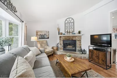 8 Bordeaux Ter, West Milford, NJ 07480 - Photo 2