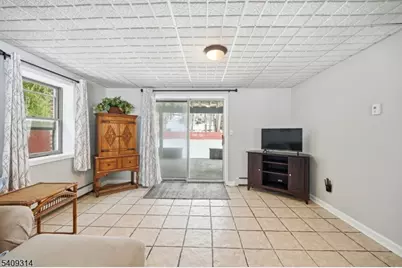 8 Bordeaux Ter, West Milford, NJ 07480 - Photo 34