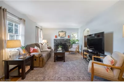 225 Lawrence Ave, North Plainfield, NJ 07063 - Photo 4