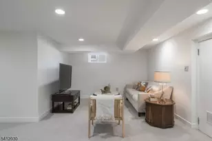 225 Lawrence Ave, North Plainfield, NJ 07063 - Photo 30