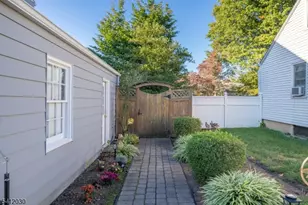 225 Lawrence Ave, North Plainfield, NJ 07063 - Photo 34