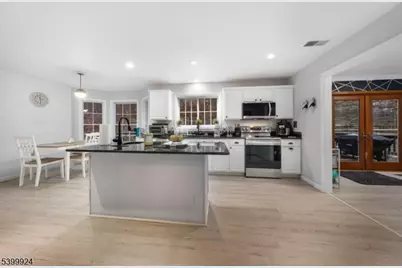 123 Vail Rd, Knowlton Township, NJ 07832 - Photo 2