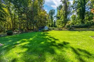 384 Millbrook Ave, Randolph Township, NJ 07869 - Photo 26