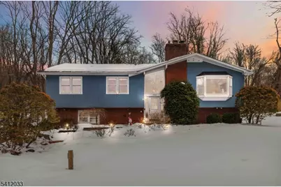 384 Millbrook Ave, Randolph Township, NJ 07869 - Photo 1