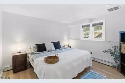 384 Millbrook Ave, Randolph Township, NJ 07869 - Photo 16