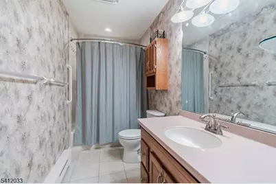 384 Millbrook Ave, Randolph Township, NJ 07869 - Photo 10