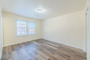 33 Viking Ave, Franklin Township, NJ 08873 - Photo 24