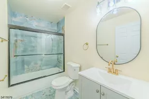 33 Viking Ave, Franklin Township, NJ 08873 - Photo 16