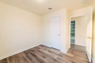 33 Viking Ave, Franklin Township, NJ 08873 - Photo 28