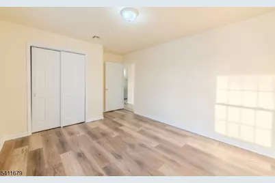 33 Viking Ave, Franklin Township, NJ 08873 - Photo 26