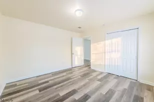 33 Viking Ave, Franklin Township, NJ 08873 - Photo 18