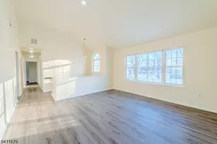 33 Viking Ave, Franklin Township, NJ 08873 - Photo 6