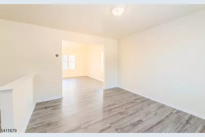 33 Viking Ave, Franklin Township, NJ 08873 - Photo 10