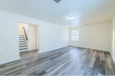 33 Viking Ave, Franklin Township, NJ 08873 - Photo 30