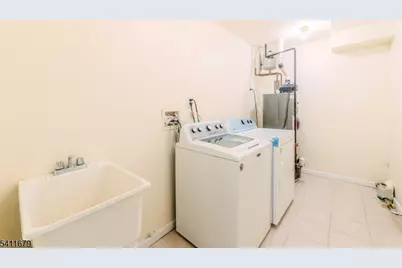 33 Viking Ave, Franklin Township, NJ 08873 - Photo 36