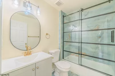 33 Viking Ave, Franklin Township, NJ 08873 - Photo 34