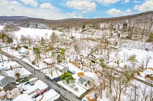 10 Lake Shore Rd, Hardyston Township, NJ 07460 - Photo 6