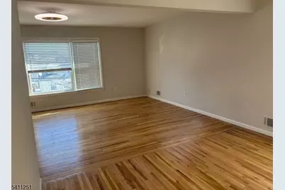 216 N 11th St, Kenilworth, NJ 07033 - Photo 2