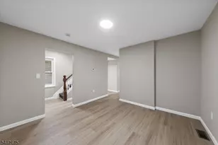 208 E 8th Ave, Roselle, NJ 07203 - Photo 20