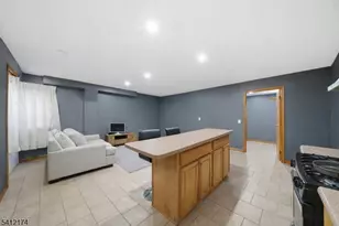 595 N 5th St, Newark, NJ 07107 - Photo 40