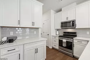 4 Sadie Cir Unit, Union Township, NJ 07083 - Photo 12