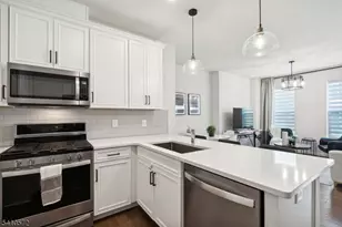 4 Sadie Cir Unit, Union Township, NJ 07083 - Photo 10