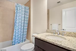 101 Autumn Ct, Little Falls Township, NJ 07424 - Photo 20