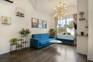 101 Autumn Ct, Little Falls Township, NJ 07424 - Photo 4