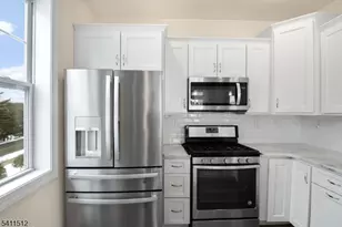 101 Autumn Ct, Little Falls Township, NJ 07424 - Photo 10