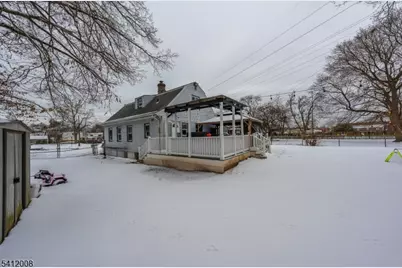 180 Beech St, Belleville, NJ 07109 - Photo 16