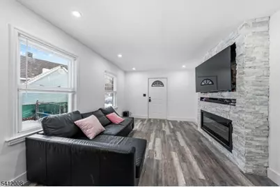 180 Beech St, Belleville, NJ 07109 - Photo 6