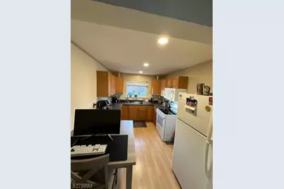 203 N Beverwyck Rd #8, Parsippany, NJ 07034 - Photo 2