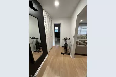 203 N Beverwyck Rd #8, Parsippany, NJ 07034 - Photo 6