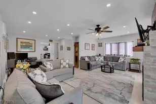 38 Silver Springs Dr, Roxbury Township, NJ 07850 - Photo 20