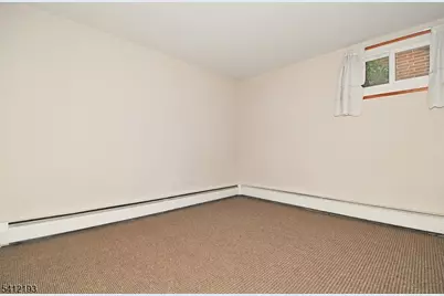 300 Kennedy Dr, Linden, NJ 07036 - Photo 28