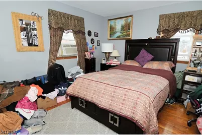 300 Kennedy Dr, Linden, NJ 07036 - Photo 20