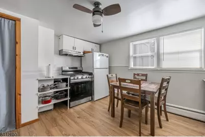 19 Entwistle Ave, Nutley, NJ 07110 - Photo 6